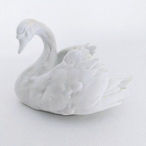 Vintage KAISER Porcelain SWAN Figurine White Bisque